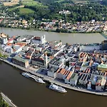 Schloss Ort Otel Passau