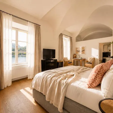 Hotel Schloß Ort