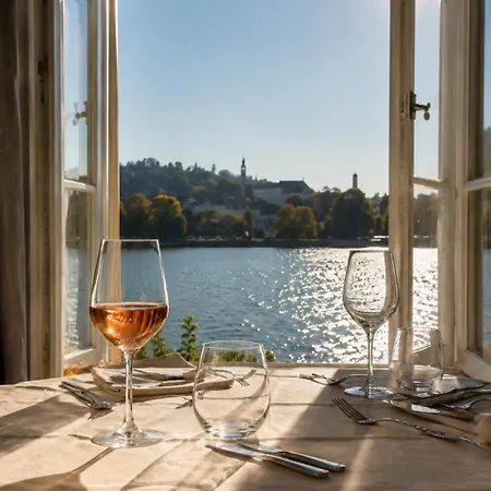 Schloß Ort Hotel 4*