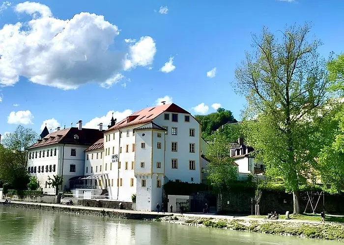 Otel Schloss Ort 4*